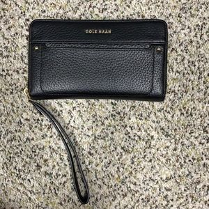 Cole Haan black leather wristlet wallet